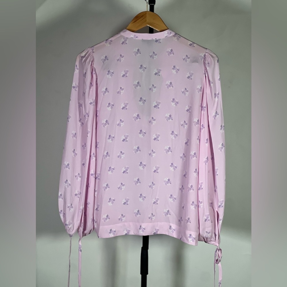 New JCrew Blouse - Picture 2 of 4